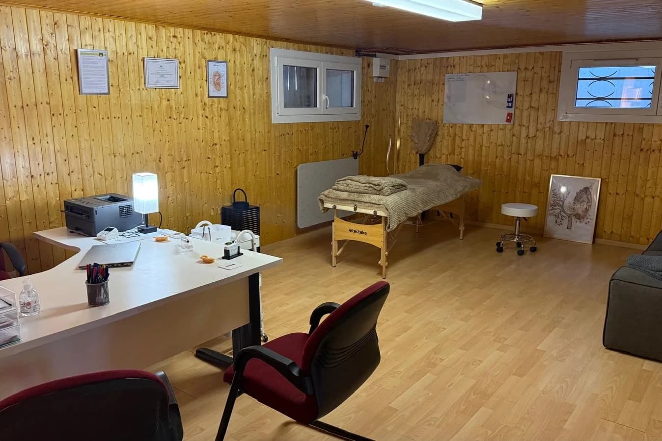 Salle de consultation du Centre Léman Sevrage à Cranves-Sales en Haute-Savoie